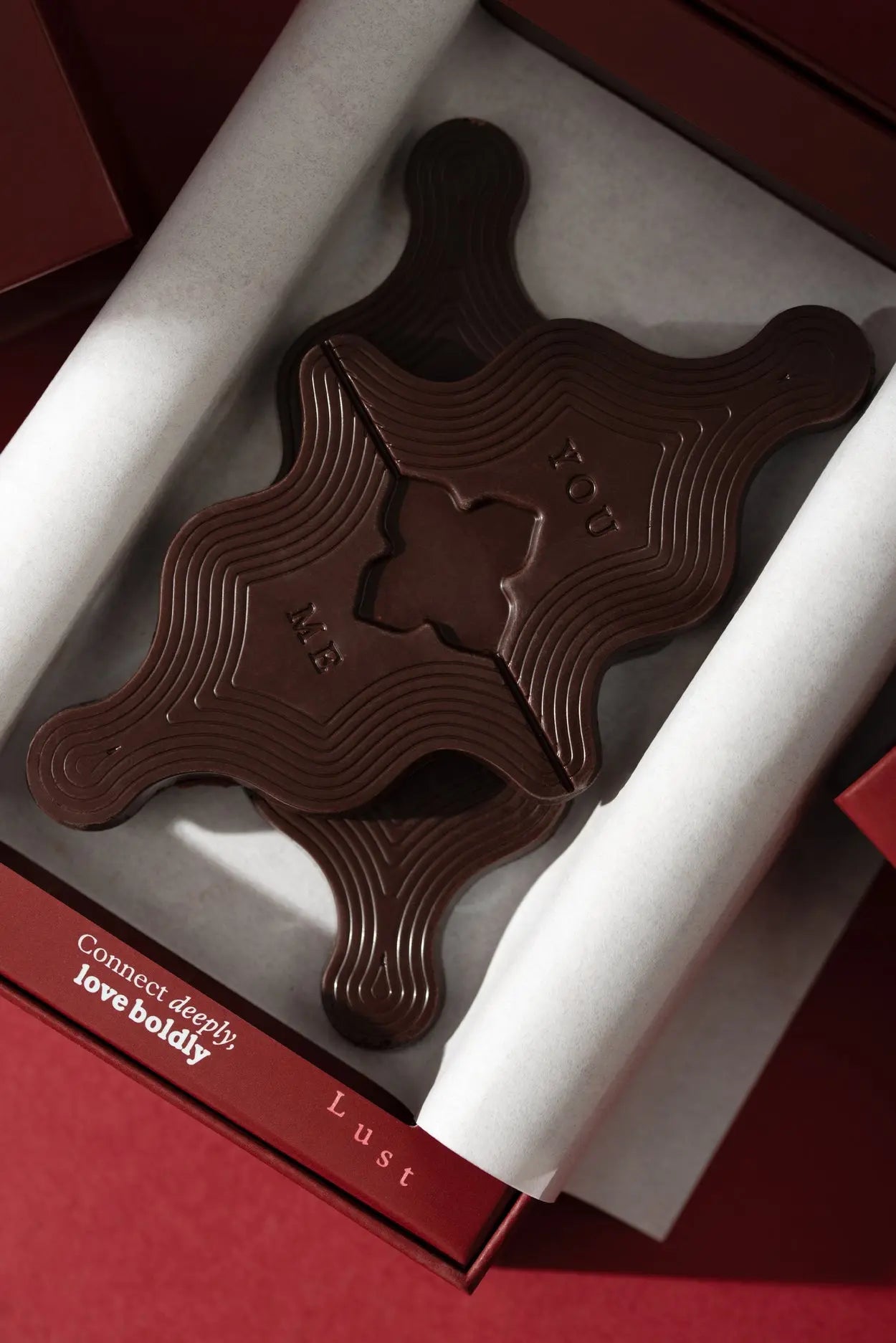 Bond Bites & Aphrodite Kártya – Prémium Ajándékcsomag Lustiq